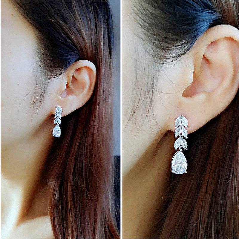 Leaf Drop Shaped Zirconium Stone Ear Ornament